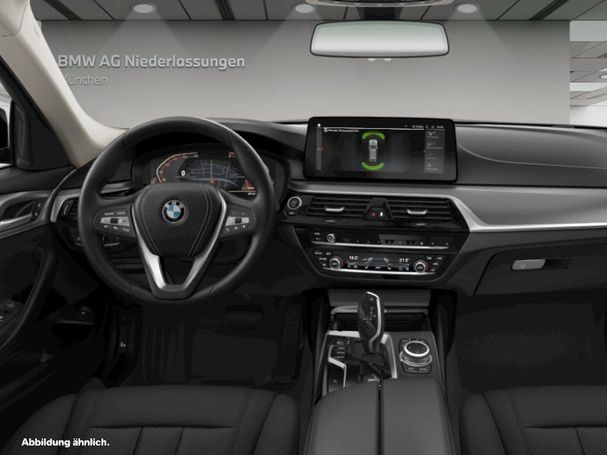 BMW 520d Touring 140 kW image number 4