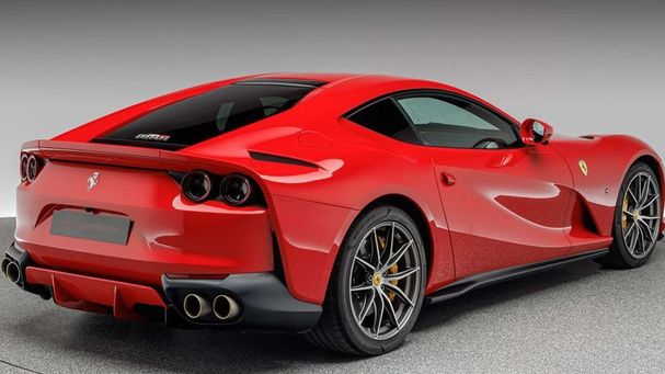 Ferrari 812 Superfast 588 kW image number 8