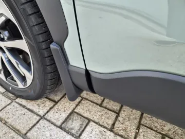 Car image 36