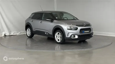 Car image 3