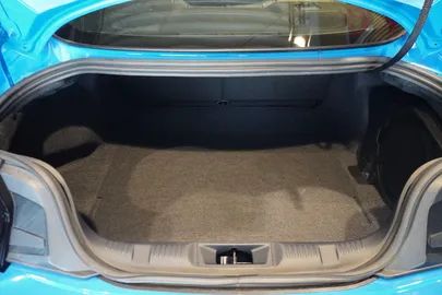 Car image 25