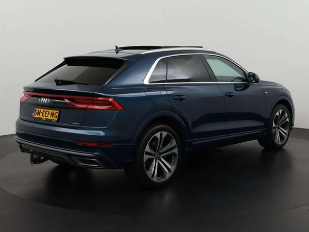 Audi Q8 55 TFSIe quattro S-line 280 kW image number 2