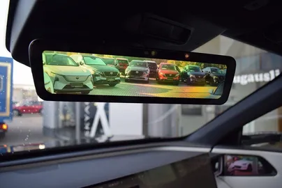 Car image 28