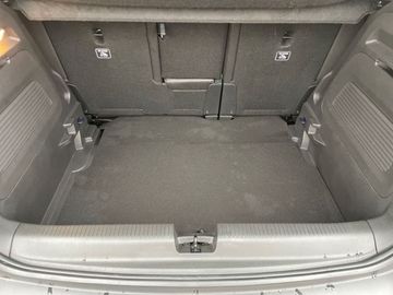 Car image 37