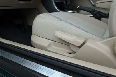 Car image 31