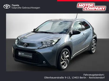 Car image 1