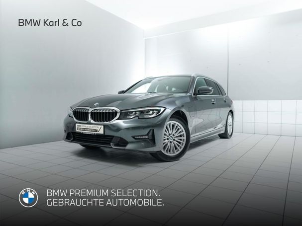 BMW 330 e Touring Sport Line 215 kW image number 1