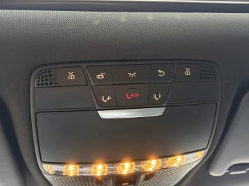 Car image 35