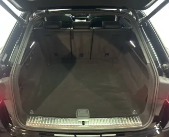 Car image 32