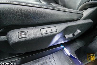 Car image 35