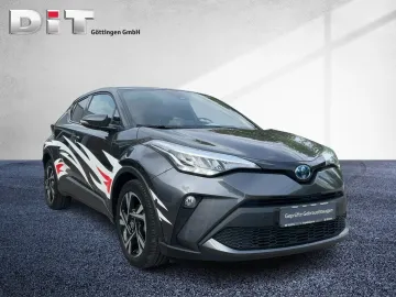 Car image 3