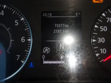 Car image 26