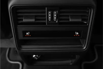 Car image 50