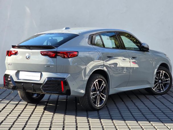 BMW X2 sDrive18i M Sport 103 kW image number 3