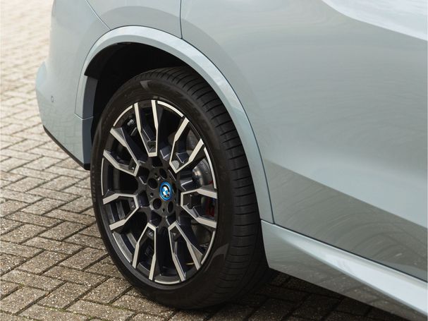 BMW X5 50e xDrive 360 kW image number 14