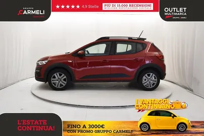 Car image 4