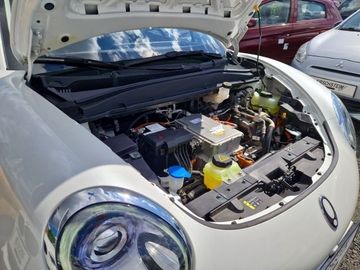 Car image 33