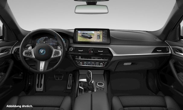 BMW 530 Touring xDrive 215 kW image number 4