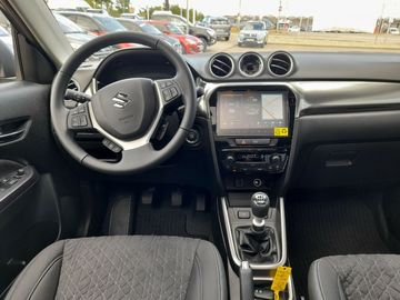 Car image 10