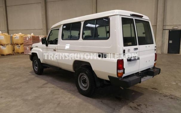 Toyota Land Cruiser 95 kW image number 2