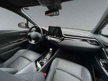 Car image 11