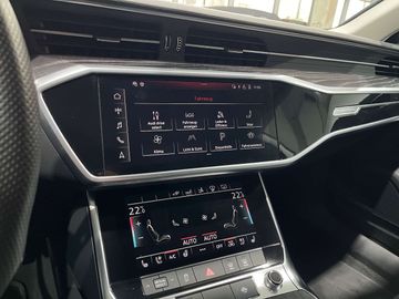 Car image 36