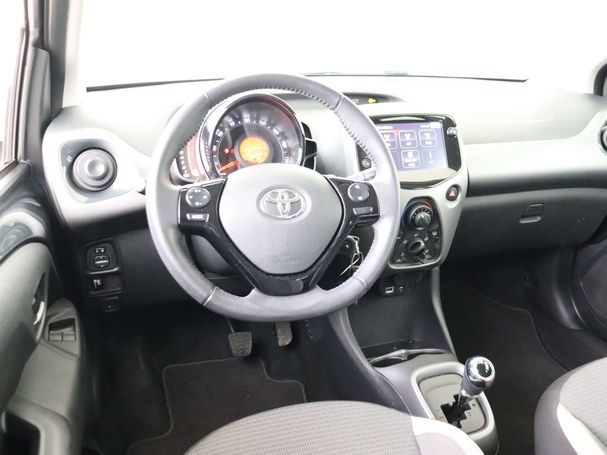 Toyota Aygo 54 kW image number 4