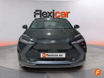 Car image 3