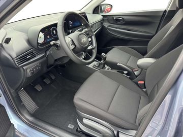 Car image 11