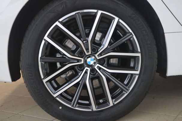 BMW 220i Active Tourer 115 kW image number 10