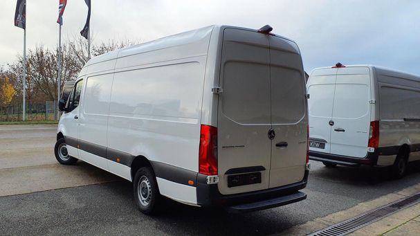 Mercedes-Benz Sprinter 317 CDI RWD 125 kW image number 2