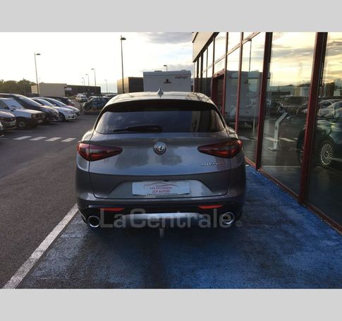 Alfa Romeo Stelvio 2.2 16V AT8 140 kW image number 3