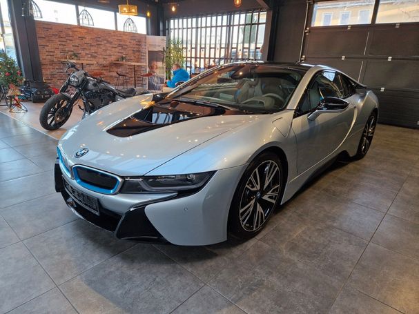 BMW i8 xDrive 266 kW image number 1