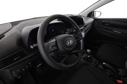 Car image 15