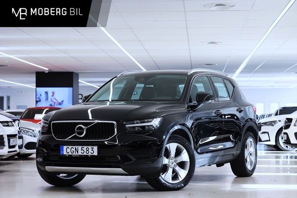 Volvo XC40 D3 Momentum 110 kW image number 2