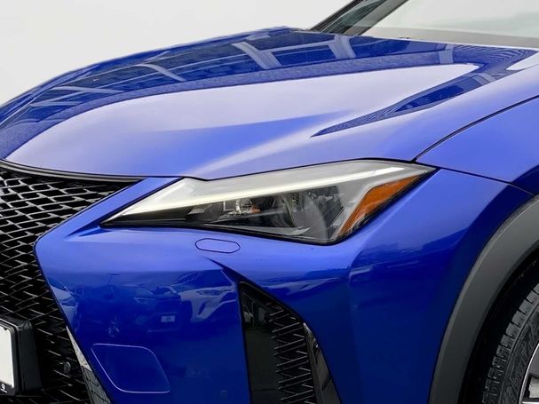 Lexus UX 300h 144 kW image number 14