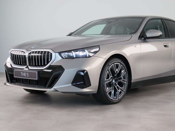 BMW 520i 140 kW image number 21