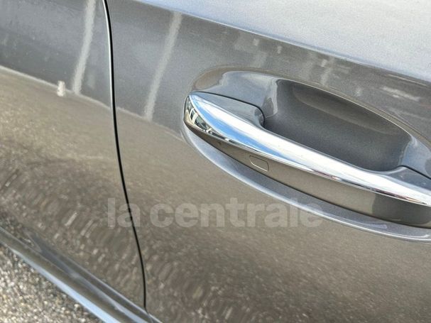 Mercedes-Benz A 200 7G-DCT Line 120 kW image number 26