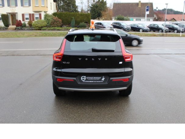 Volvo XC40 T4 Inscription 155 kW image number 2