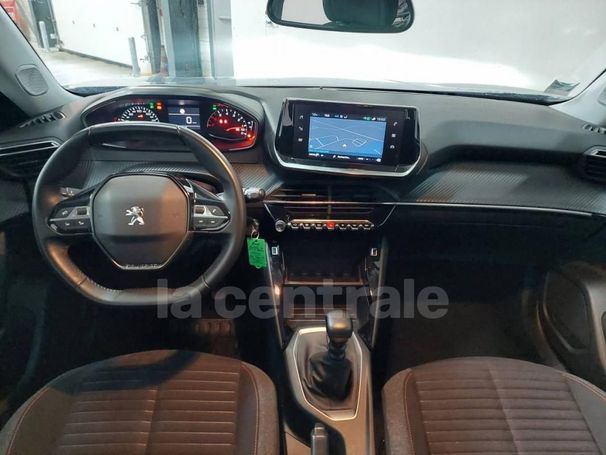 Peugeot 2008 1.2 PureTech 74 kW image number 6