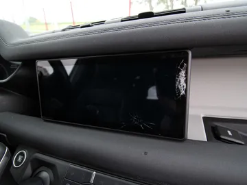 Car image 33