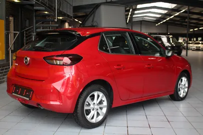 Car image 5