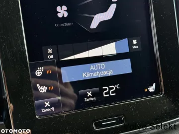 Car image 32