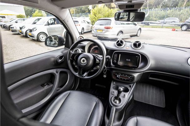 Smart ForTwo EQ 60 kW image number 17