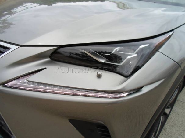 Lexus NX 300 114 kW image number 7