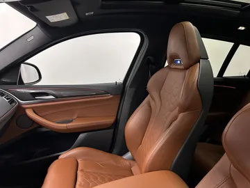 Car image 42