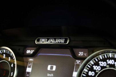 Car image 41