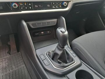 Car image 30