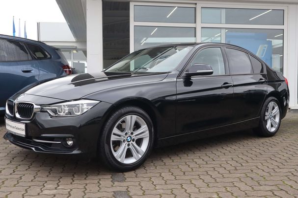 BMW 320i 135 kW image number 1