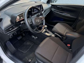 Car image 11